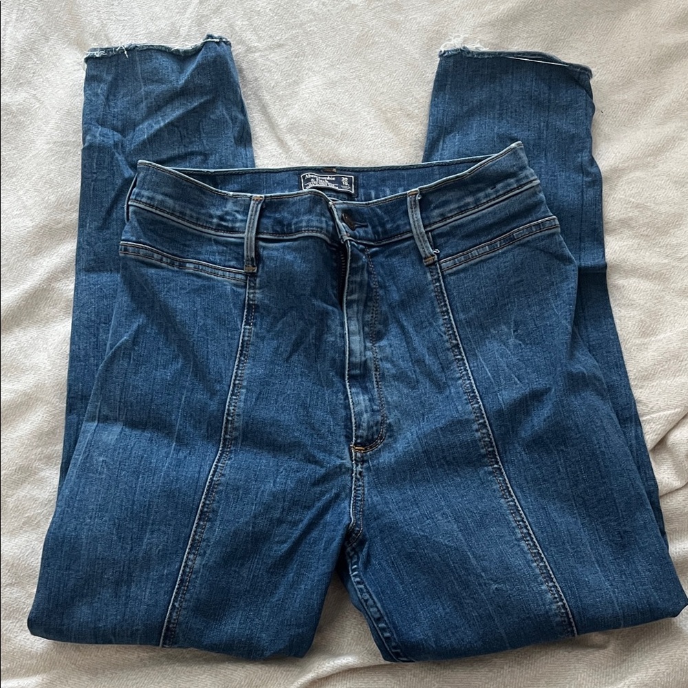Abercrombie & Fitch Ultra High Rise Jeans